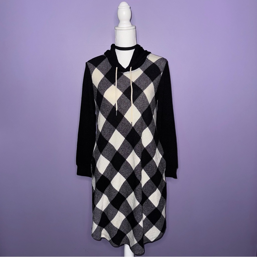 Boutique Black and White Plaid Hoodie Dress